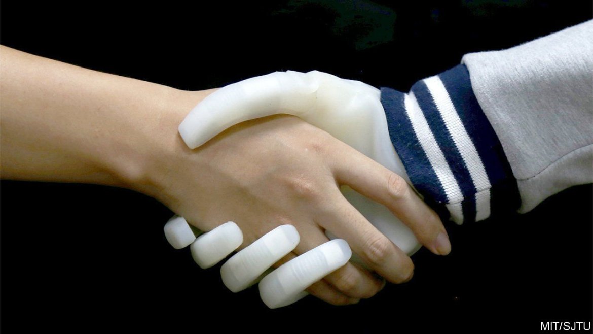Amputees Get Real-Time Tactile Control with a Low-Cost, Inflatable Bionic Hand